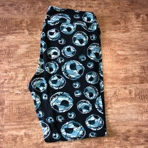 LuLaRoe Nightmare before Christmas leggings